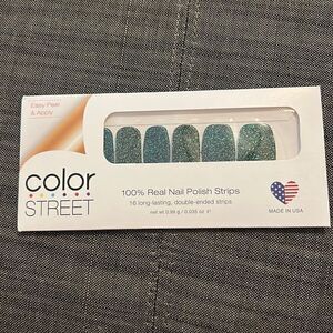 Color Street All Spruced Up